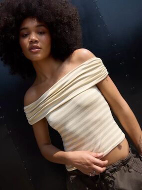 Urban Outfitters Stripped Off-Shoulder Bardot Top Size XS